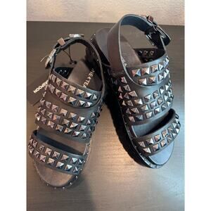 NWT gunmetal black one teaspoon  Studded‎ vivienne Sandal